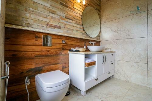 Villa Serene Bungalow In Foothills Of Himalayan Range