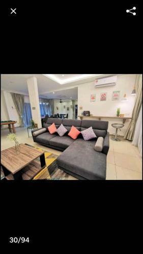 Templer Park Stylish Bungalow Home Stay