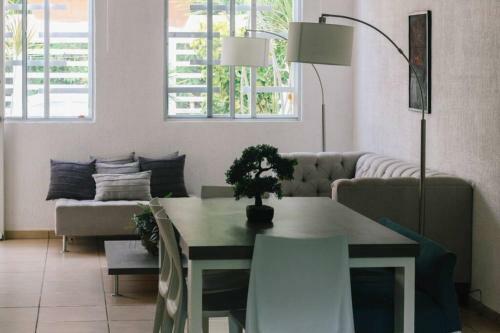 Buda Caribe�o -private Pool And Grill-