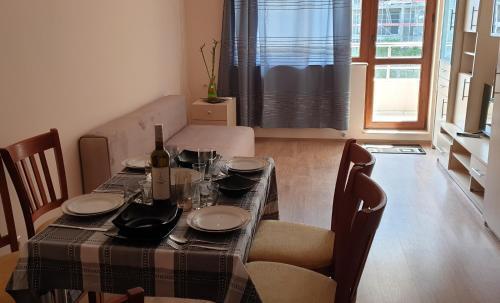 Family Holiday Apartments Breez 1