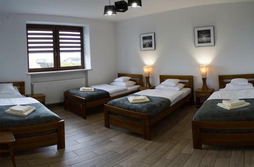 Hostal Leo House