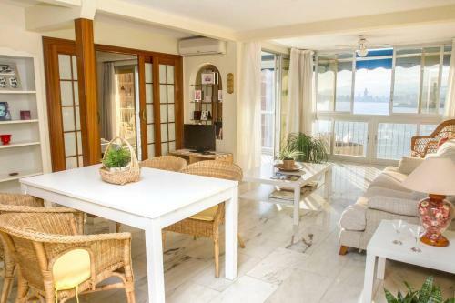 Apartamentos Halc�n