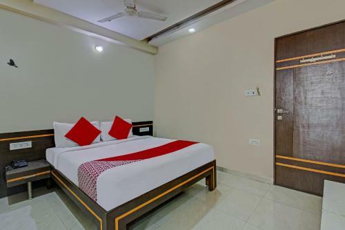 Oyo 77239 Hotel Rajdhani