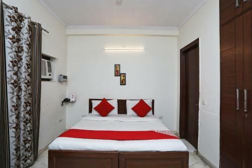 Hotel Collection O 14471 Red Flag Residency