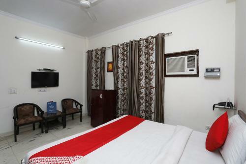 Hotel Collection O 14471 Red Flag Residency