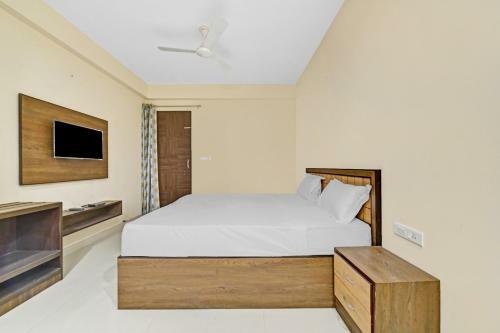 Capital O 84085 Hotel Cheelgadi Greens