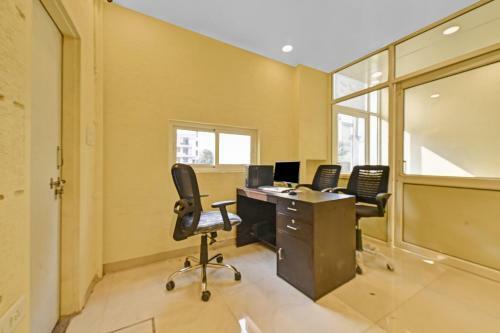Capital O 84085 Hotel Cheelgadi Greens