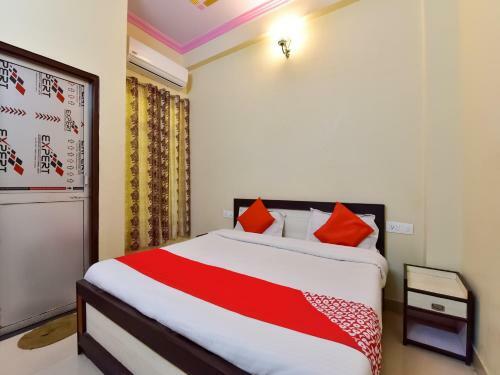 Oyo 72370 Hotel Amar Palace
