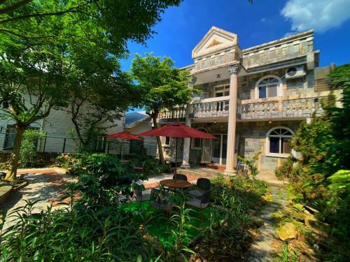 Jiufen Jinguashi Shizi Inn