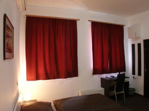 Hostal Rooms Levicki