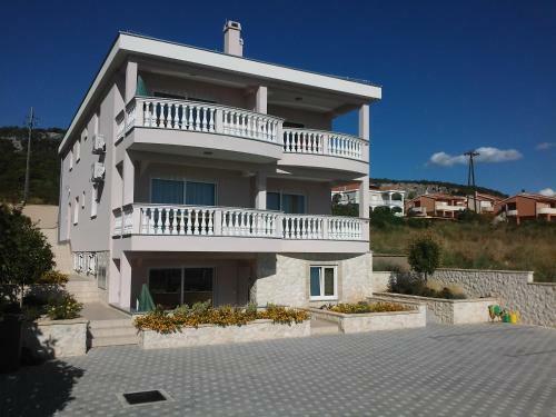 Apartments ?irjak