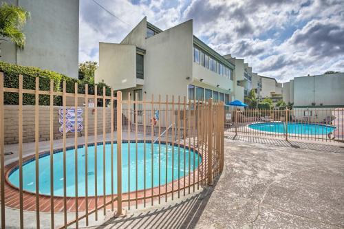Apartamento Lovely Sd Condo With Pool 3 Half Mi To Beaches!