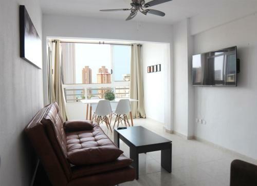 Apartamentos Domo Levante