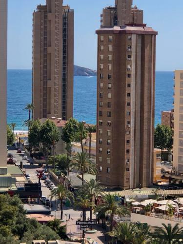 Apartamentos Domo Levante