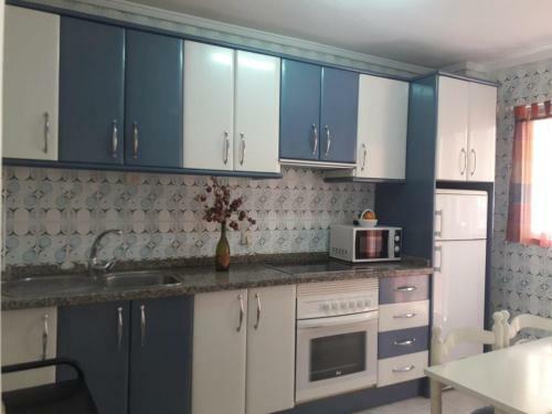 Apartamento Sant Miquel. Casco Antiguo, Cerca de Las 3 Playas.