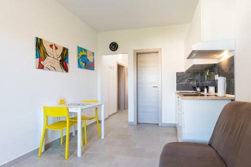 Sunny & Charming Apartment With 2 Free Bikes