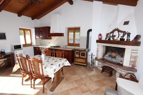 Holiday House San Pruti