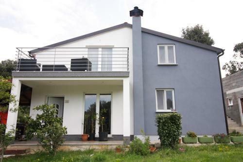 Sebi Apartment 300 M From Beach