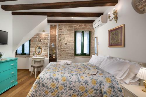 Apartamentos Monterosso Old Town