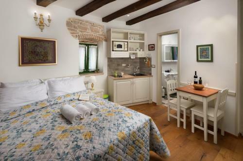 Apartamentos Monterosso Old Town