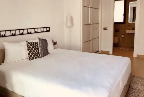 Luxuri�ses Apartment In Benidorm Mit Pool