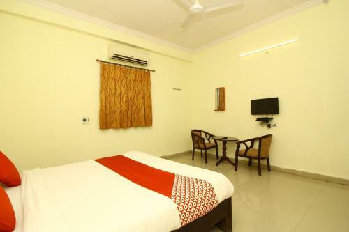 Oyo 27664 Hotel Nawab's