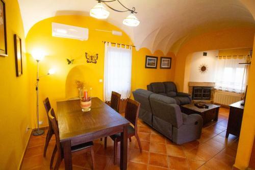 Casa Rural El Fuentarro