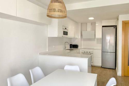 Apartamento �tico Con Vistas Al Mar A Un Paso Del Centro