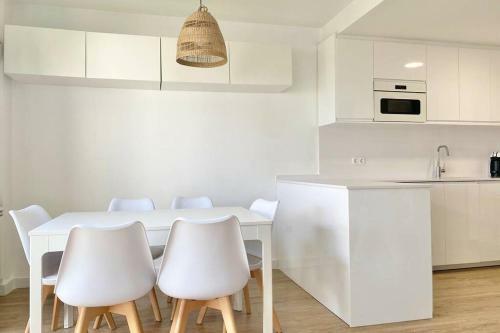 Apartamento �tico Con Vistas Al Mar A Un Paso Del Centro