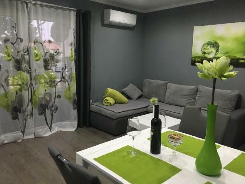 Apartamento Green-beautiful Modern Apt With Balcony & Garden