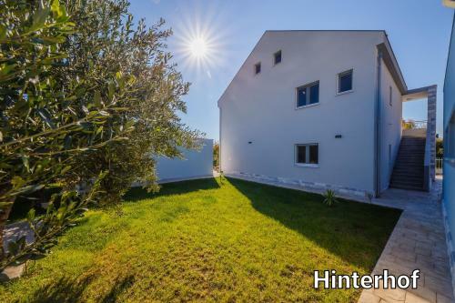 Ferienhaus Elias Nikola