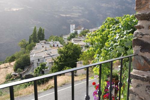 Agroturismo Alojamiento Rural La Ermita Bubion