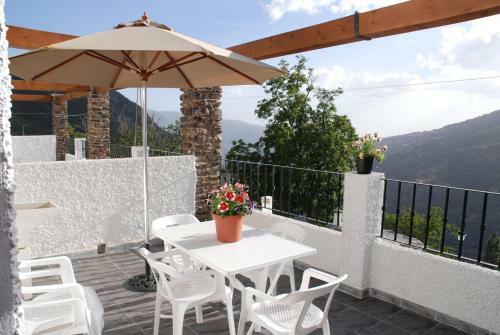 Agroturismo Alojamiento Rural La Ermita Bubion