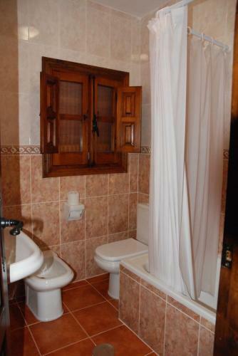 Agroturismo Alojamiento Rural La Ermita Bubion