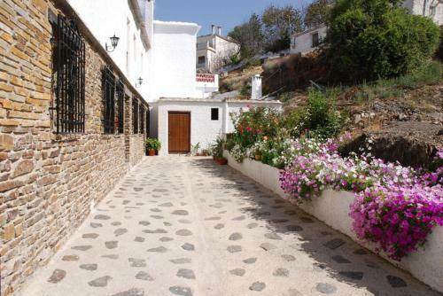 Agroturismo Alojamiento Rural La Ermita Bubion