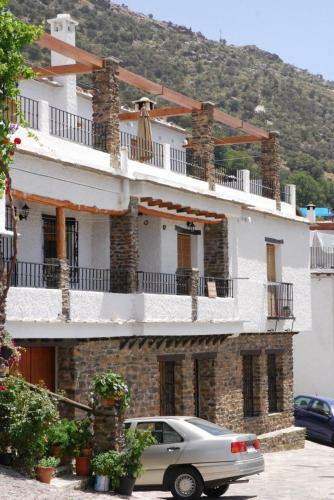 Agroturismo Alojamiento Rural La Ermita Bubion