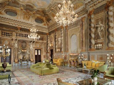 Hotel Grand Continental