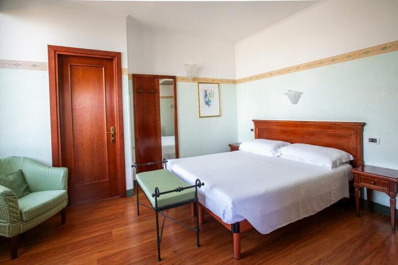 Hotel Russo Palace