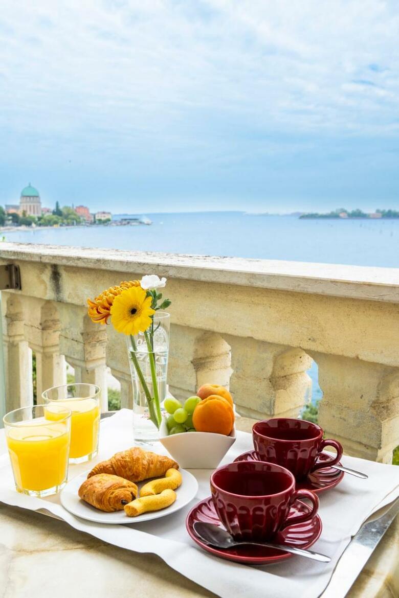 Hotel Russo Palace
