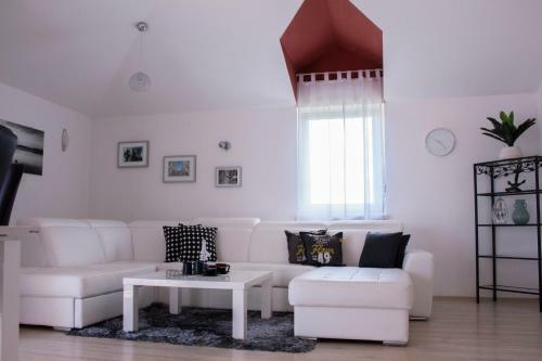 Apartments Dalmatino