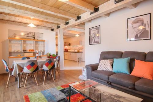 Apartment Borgo 8