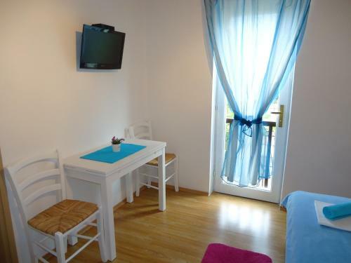 Hostal Guesthouse Lisica