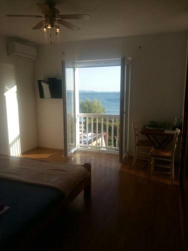 Hostal Guesthouse Lisica