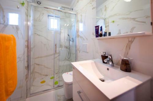 Hostal Apartments And Rooms Villa Dea