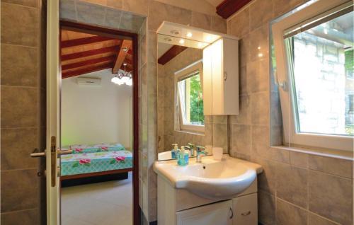 Holiday Home Oric Stari Grad III