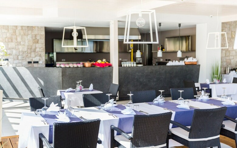 Hotel Lafodia Sea Resort