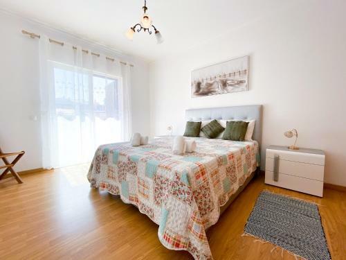 Casa Elena - Villa Espa�osa Junto Ao Supermercado, Centro E Praias