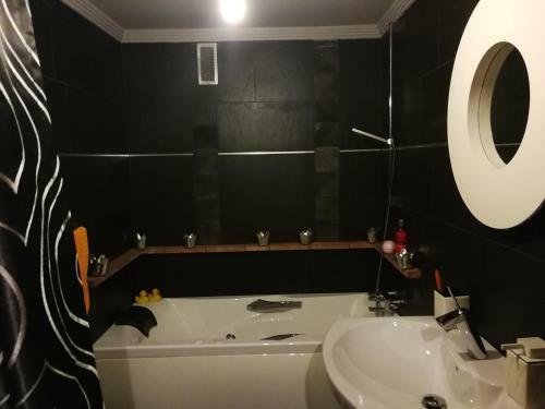 Habitaci�n Con Garage