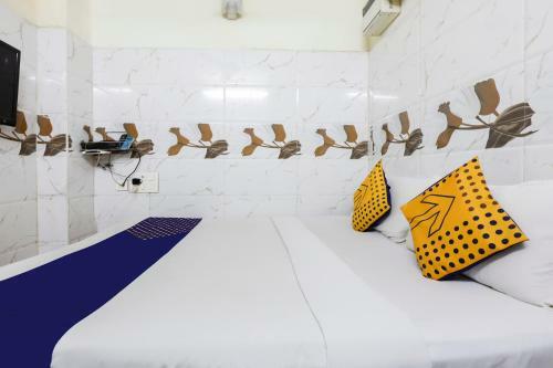 Hotel Spot On 40324 Vvr Residency