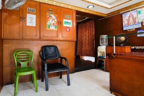 Hotel Spot On 40324 Vvr Residency